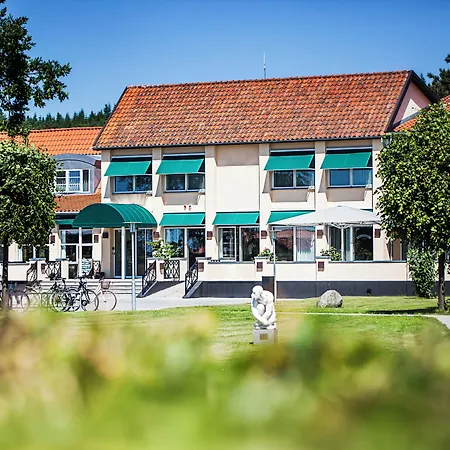 Strandhotellet Mols 酒店