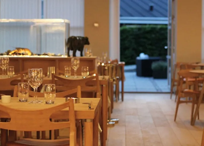 Molskroen Strandhotel 3*